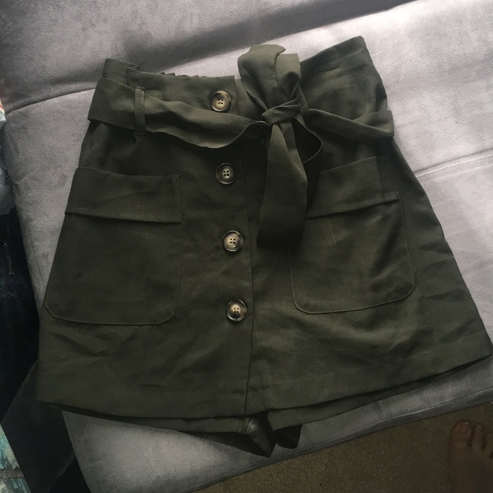 Army Green Skirt with pockets!!